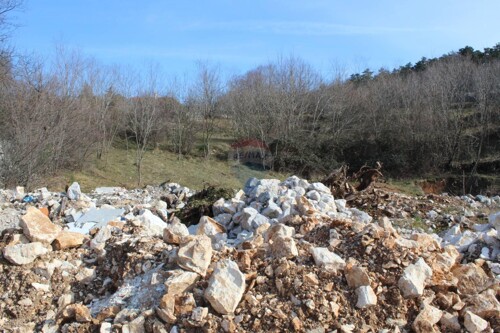 GROBNIK - građevinski teren 3504 m2