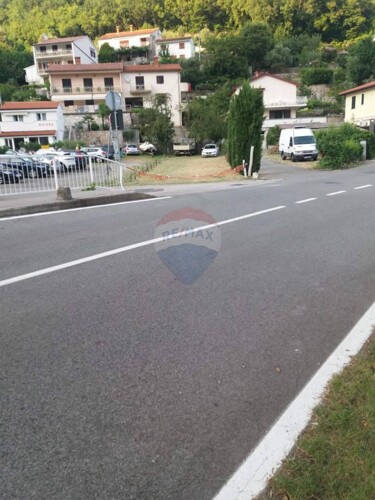 MOŠĆENIČKA DRAGA - ZEMLJIŠTE IDEALNO ZA PARKING