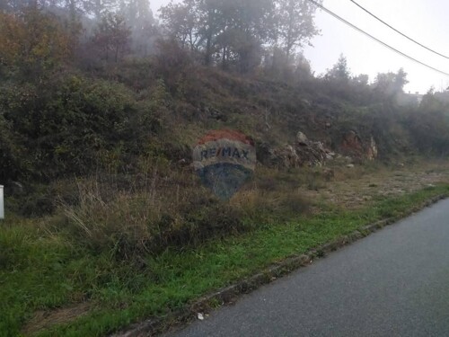 BREGI - GRAĐEVINSKI TEREN - 1.594 m2 - SA DOZVOLOM