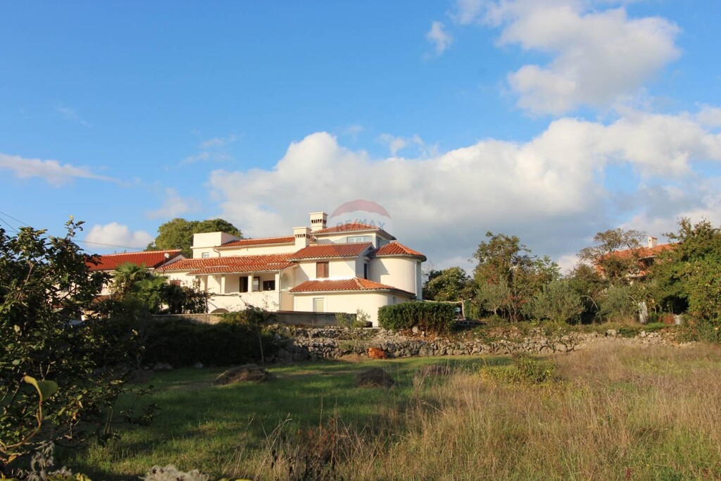 Image 5409837 - 5