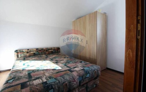OMIŠALJ-Villa sa 7 apartmana na 100 metara do mora