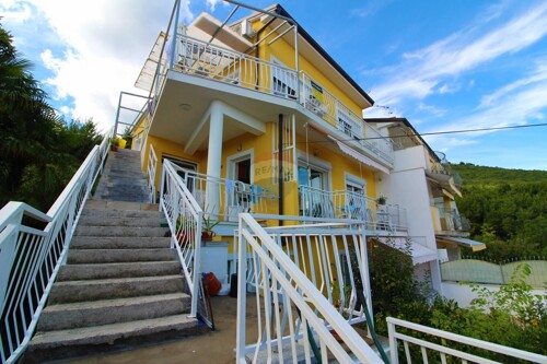 OPATIJA- kuća s 5 apartmana, otvoren pogled na more, garaža,
