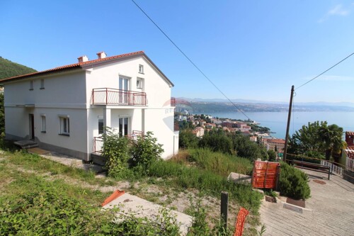 OPATIJA- kuća sa panoramskim pogledom na čitavi Kvarner, oku