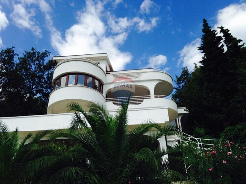 OPATIJA - prekrasna vila sotvorenim pogledom na Kvarner