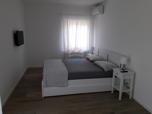 Thumbnail 5409962 - 4