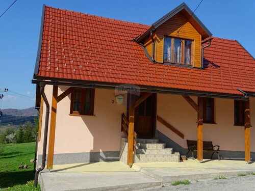 Vikendica u blizini Čogljevog jezera
