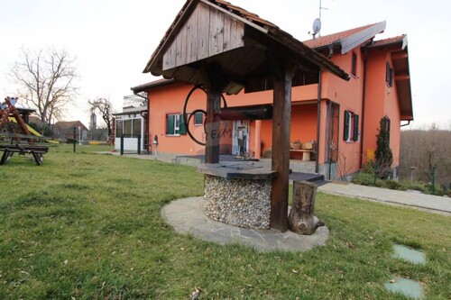 SESVETSKA SELA , KUĆA 340m2