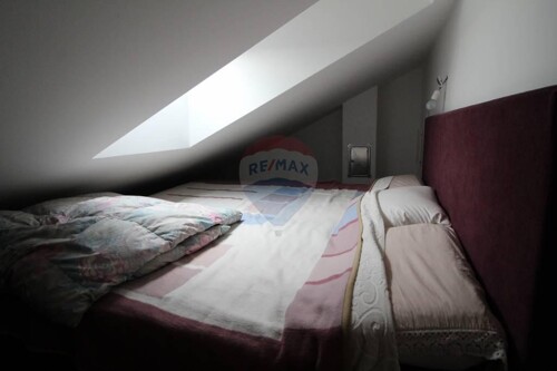 Thumbnail 5410072 - 9