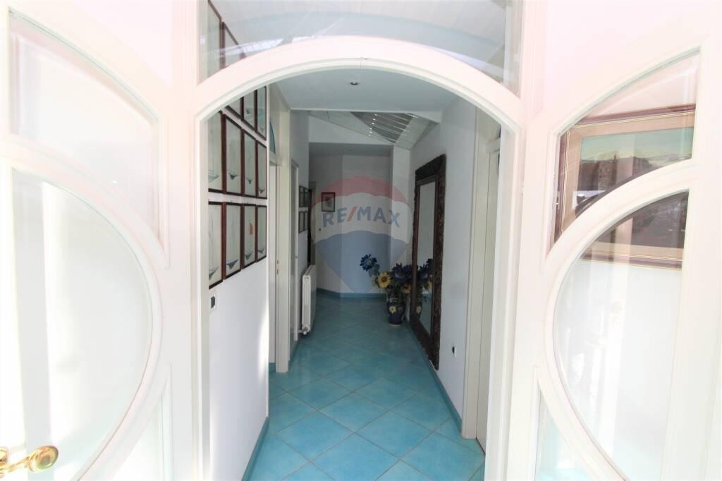 Image 5410087 - 9