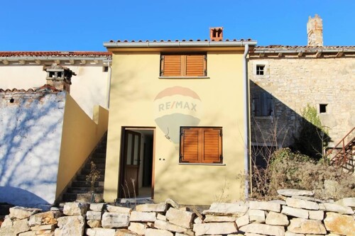 Svetvinčenat, Cukrići, ruralna kuća u nizu