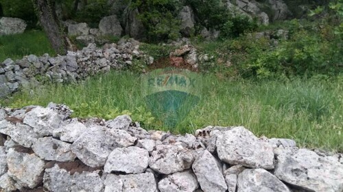 Novi Vinodolski, zaleđe, građevinski teren