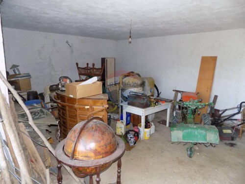 ISTRA, HUM - Kuća na osami s lijepim pogledom
