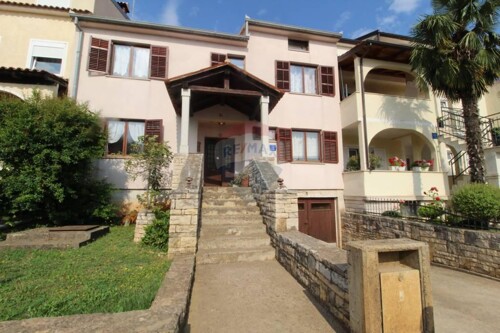Funtana, kuća svega 200 m od mora