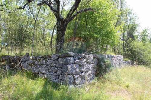 VIŠKOVO - građevinski teren