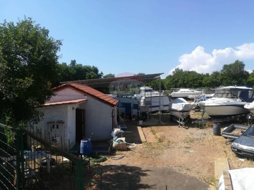 GRAD KRK-uhodana suha marina na prodaju