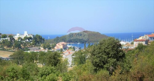 Thumbnail 5410303 - 3