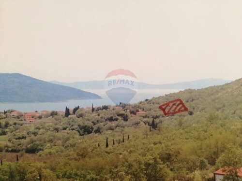 BRSEČ - GRAĐEVINSKA PARCELA (2.500 m2) - NEGRAĐEVINSKI DIO (