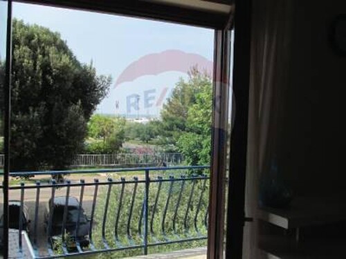 Istra, Umag, apartmanska kuća prvi red do mora