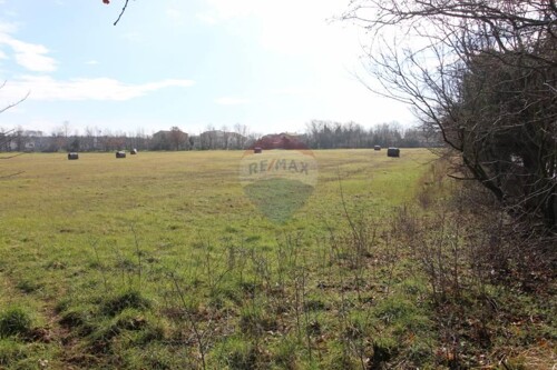 Medulin (Ševe) - građevinsko zemljište - zona male privrede