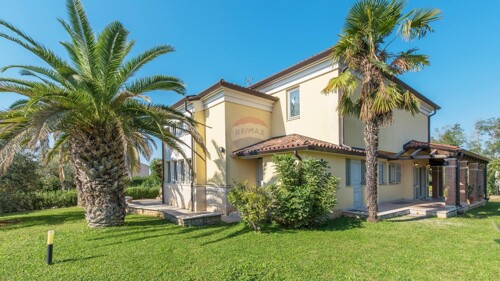 POREČ-luksuzna vila s bazenom