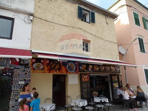 Baška - atraktivan p.p. 20m2, stambeni prostor 16m2