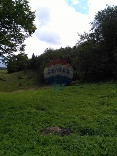 Stari Laz -građevni teren
