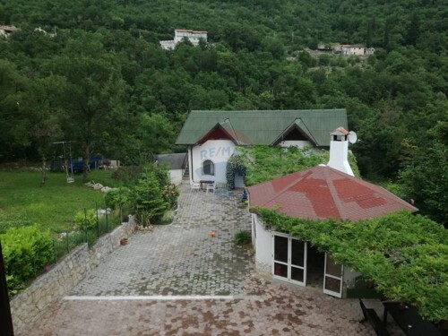 MOŠĆENIČKA DRAGA - KUĆA 417 m2 - PARCELA 900 m2
