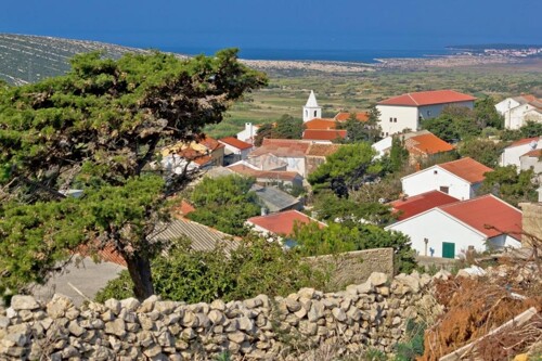 KOLAN - OTOK PAG - GRAĐEVINSKI TEREN 1614 m2