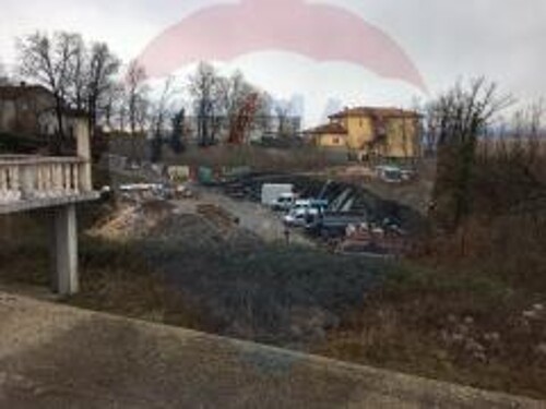 Viškovo,građevinski teren za halu ili slično.