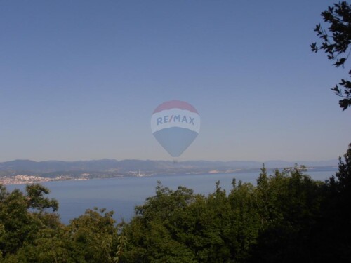 Opatija - teren na odličnoj lokaciji, panoramski pogled !