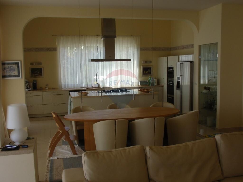 Image 5410930 - 11