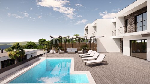 Thumbnail 5424647 - 3