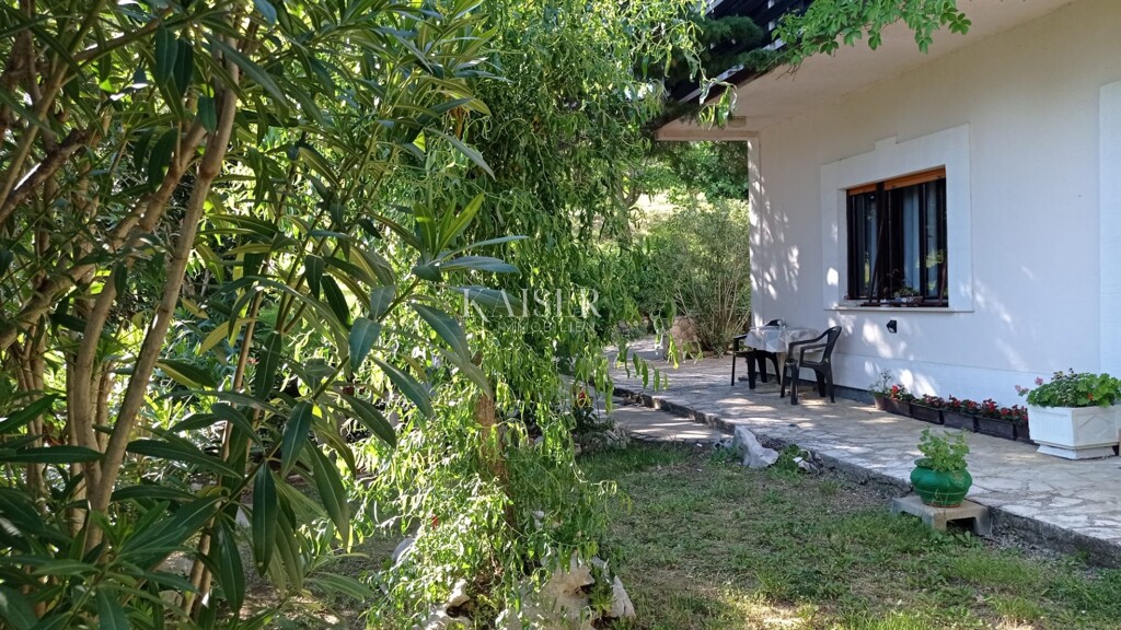 Image 5427977 - 10