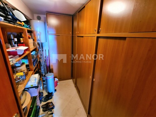 Thumbnail 5470302 - 8