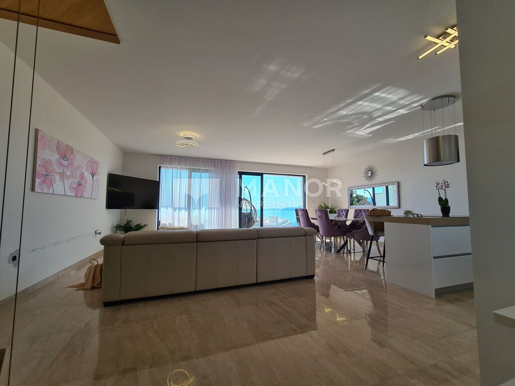 Image 5471566 - 7