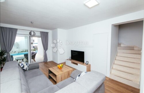 Thumbnail 5472021 - 17