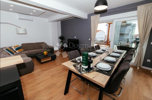 Thumbnail 5472021 - 13