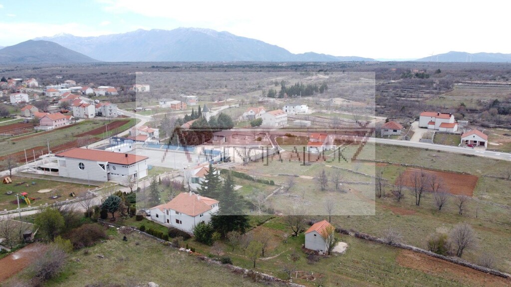 Image 5472475 - 5