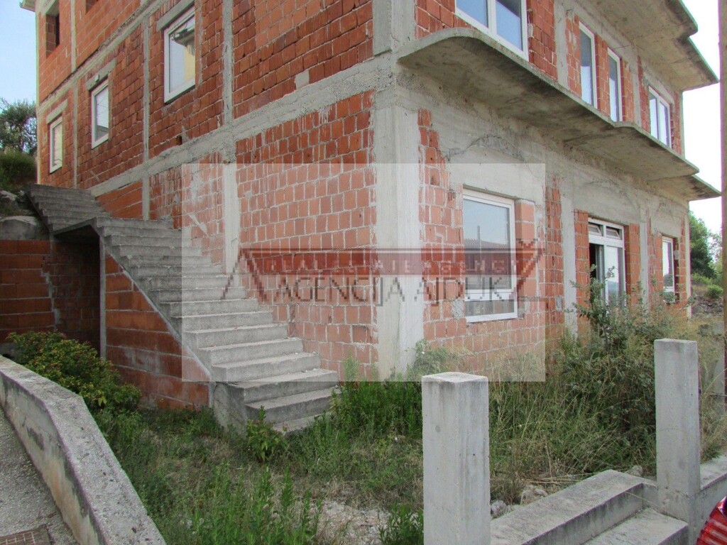 Image 5472506 - 7