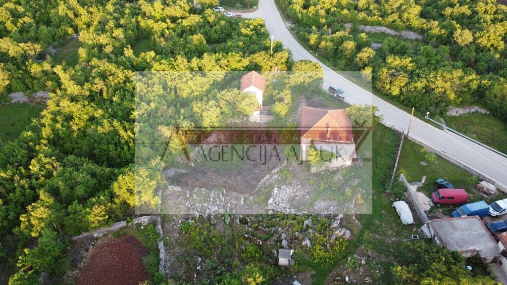 Image 5472516 - 9