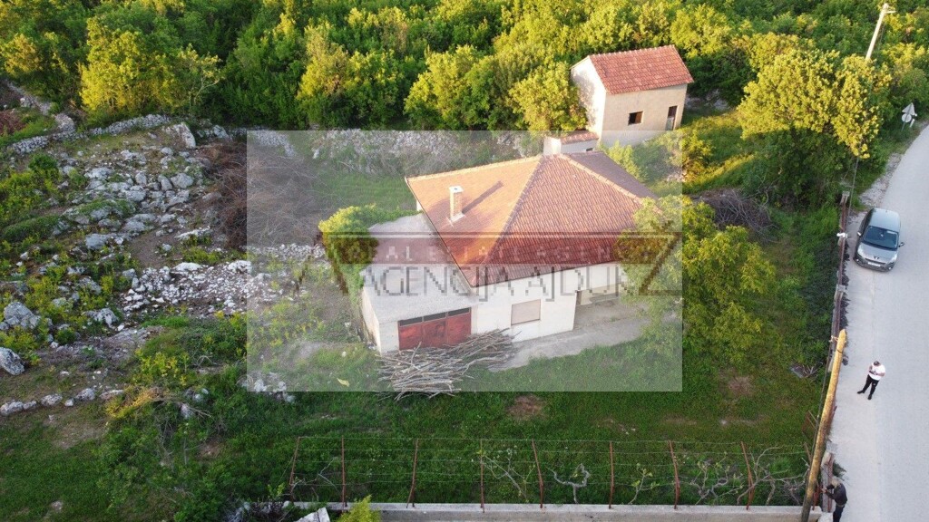 Image 5472516 - 5