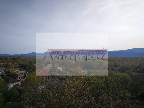 Thumbnail 5472580 - 5