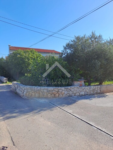 Kuća u centru otoka Vira - Vir