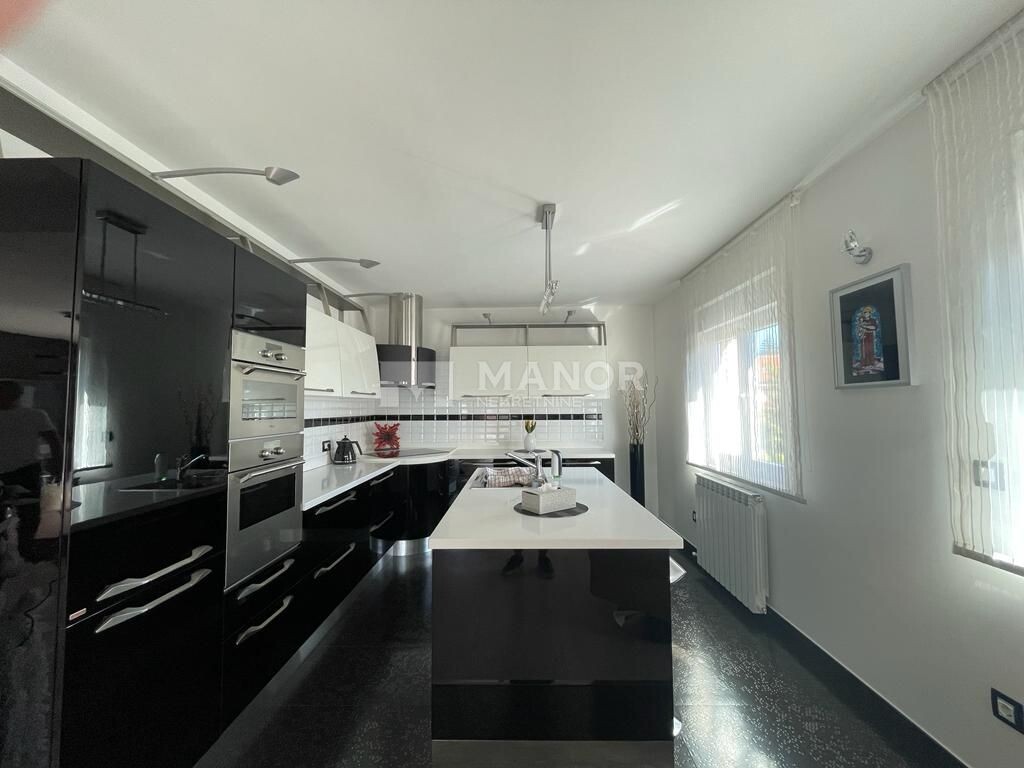 Image 5475590 - 4