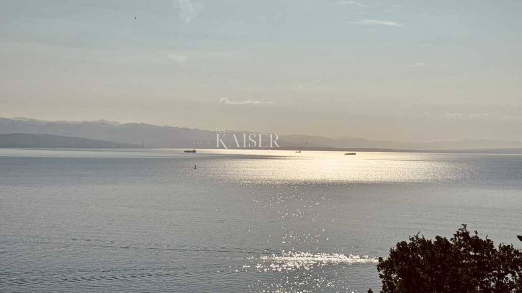 Image 5477070 - 18