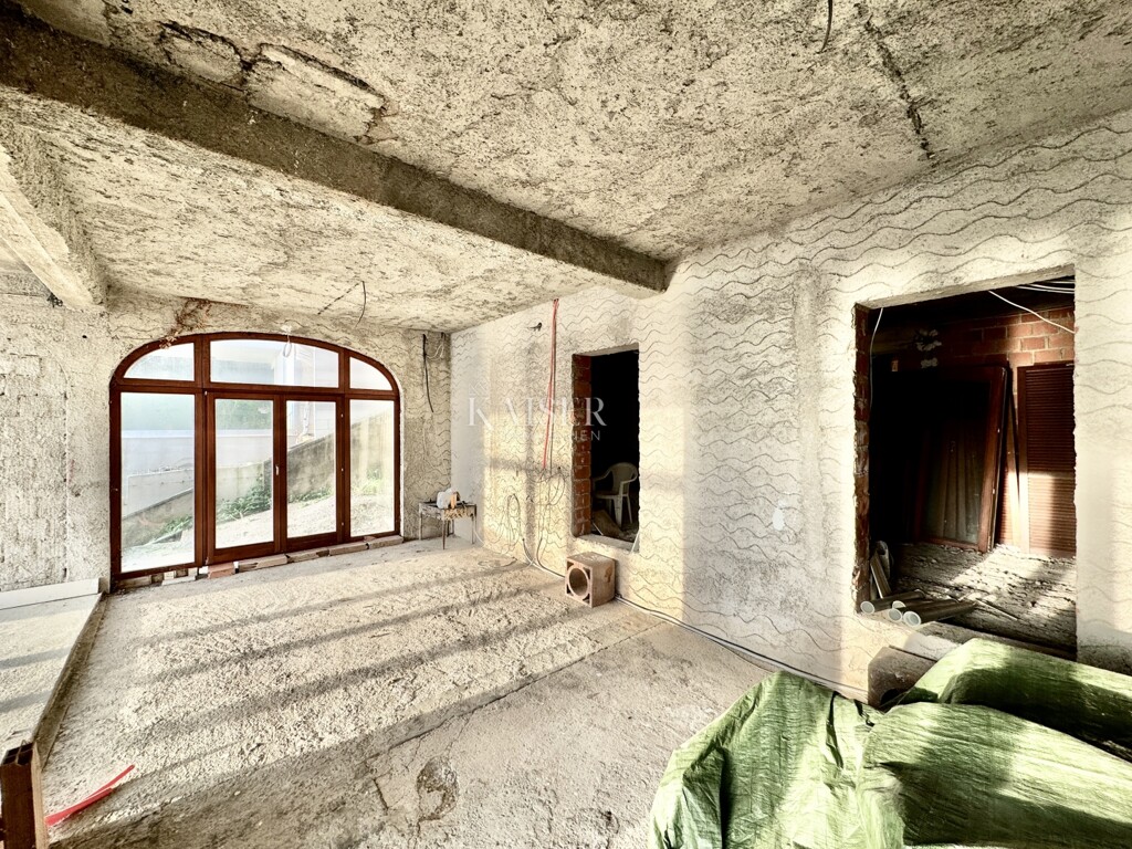 Image 5477072 - 3