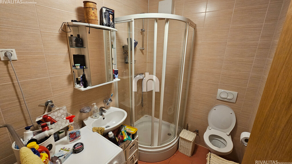 Image 5477467 - 7