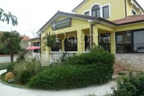 Restoran, Umag