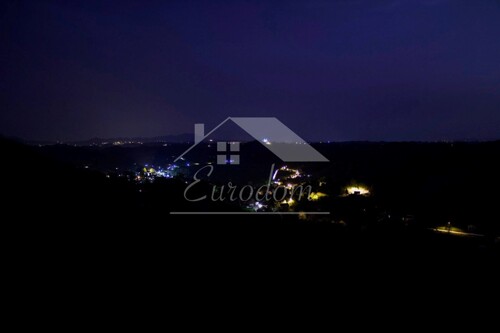Thumbnail 5483192 - 7