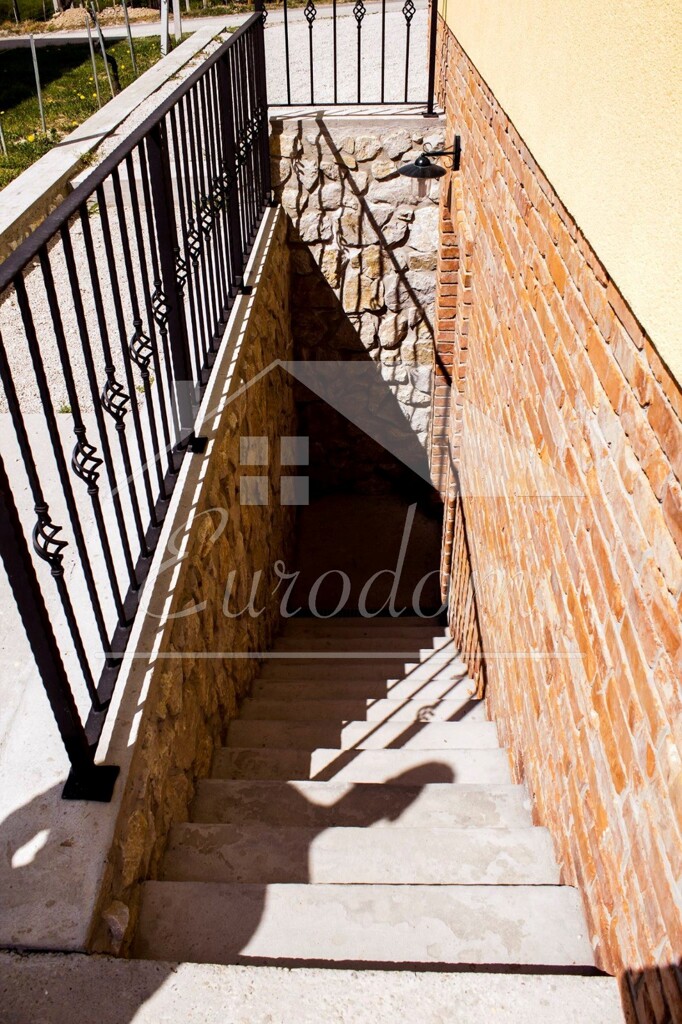 Image 5483192 - 5
